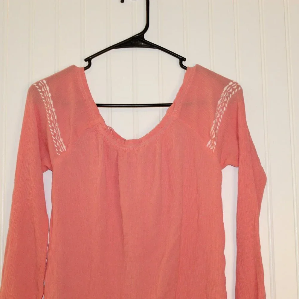 Aeropostale pink top